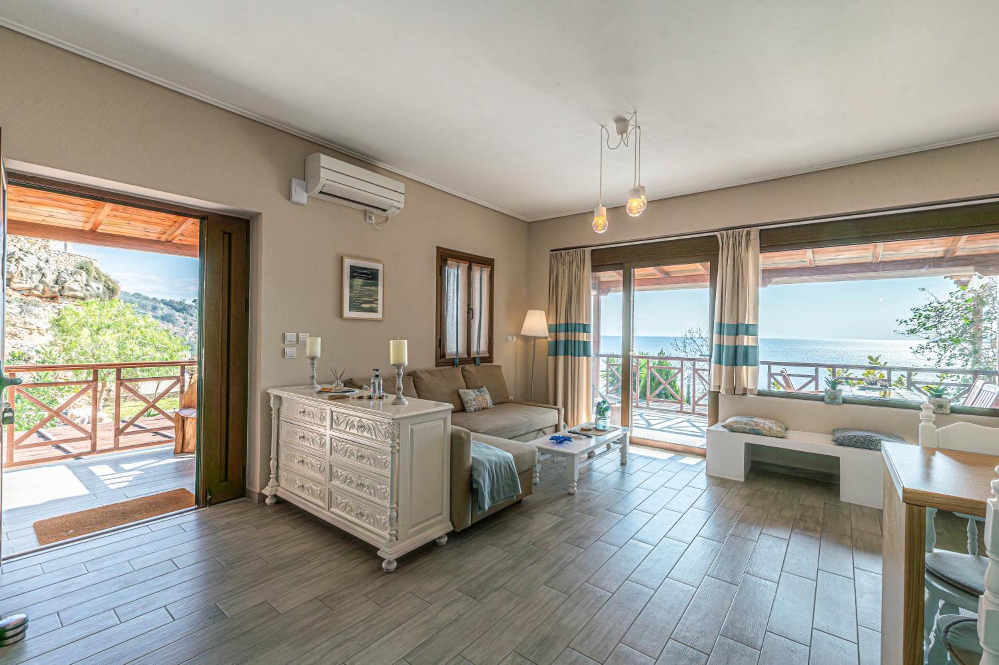 Paralio Astros Beachfront Suites Xiropigado Eksteriør bilde