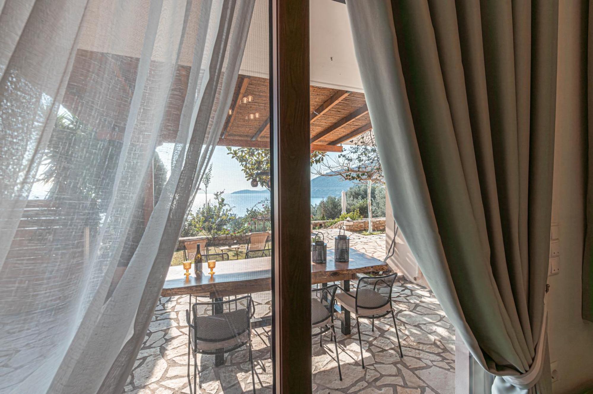 Paralio Astros Beachfront Suites Xiropigado Eksteriør bilde